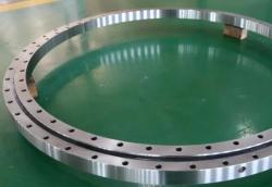 什么是轉(zhuǎn)盤軸承，轉(zhuǎn)盤軸承有哪些特性和應(yīng)用？